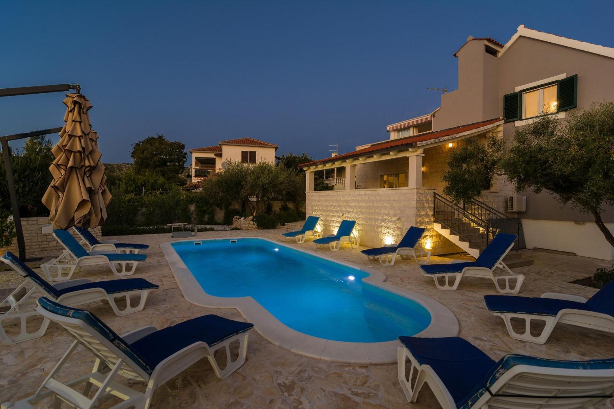 Villa Decima Milna  Exterior photo