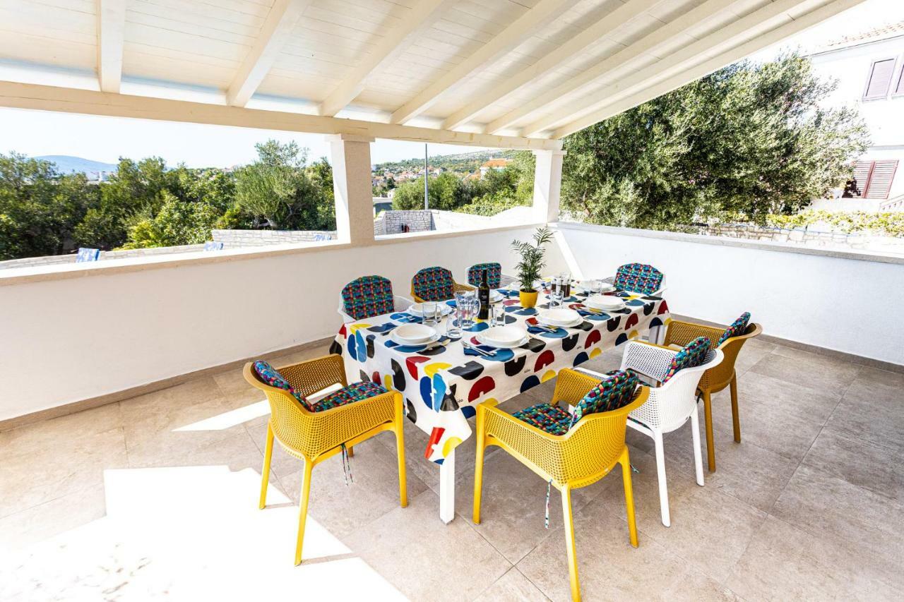 Villa Decima Milna  Exterior photo